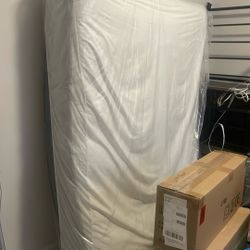 Full Size Mattress 