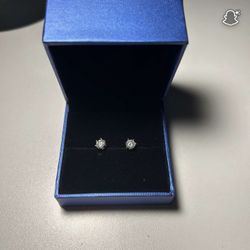 .5 crt Moisonite earrings