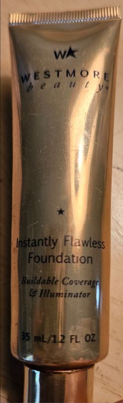 Foundation make-up, Westmoreland beauty