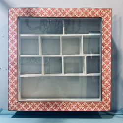 Shadow Box With Removable Shelves 