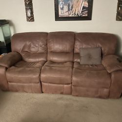 Couch Dual Recliner