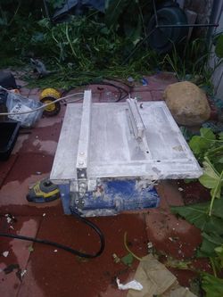 Tile cutter length 16 1/2 width 14 1/2