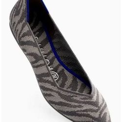 Rothy’s The Point Retired Grey on Gray Zebra Stripe Flats Ballet Womens Size 7