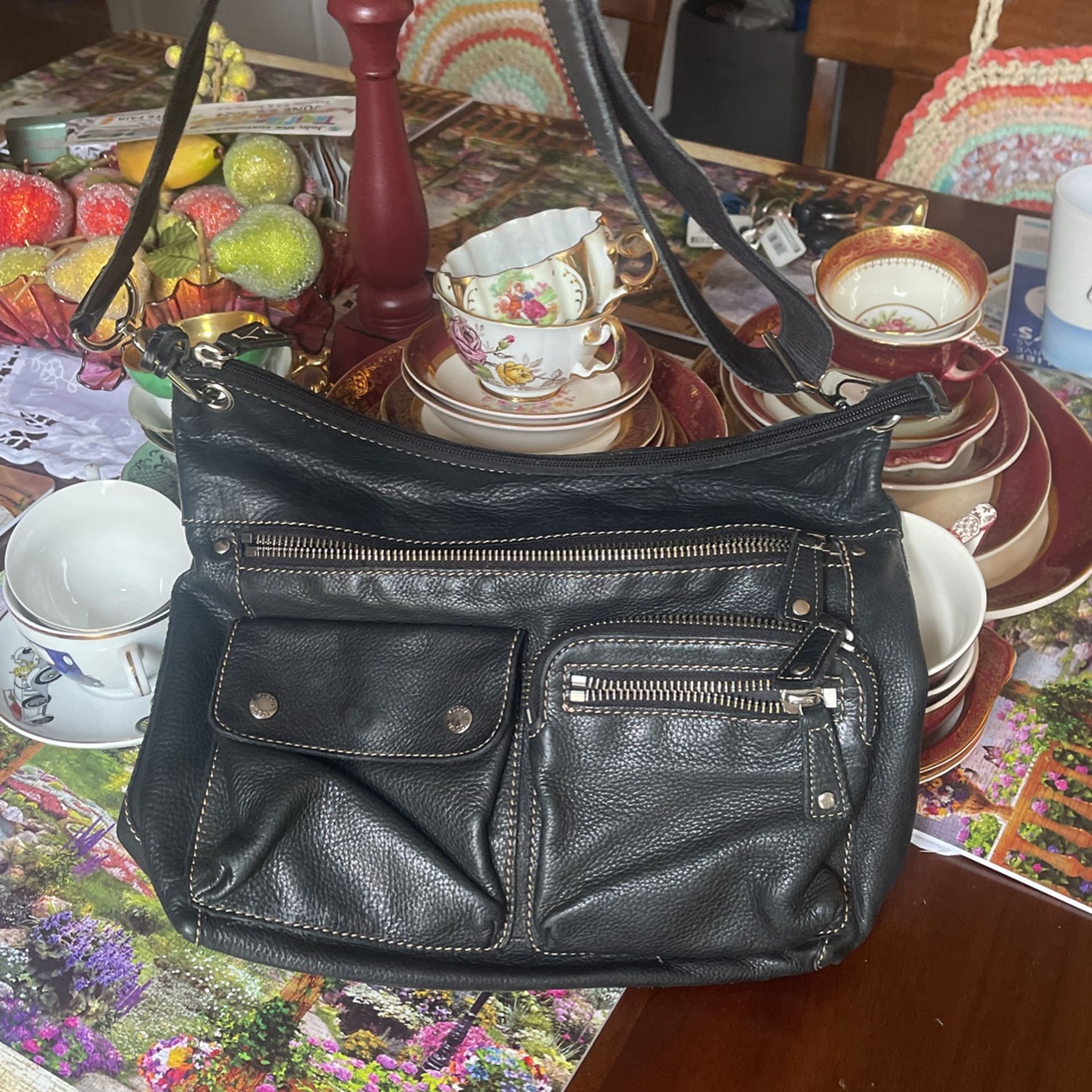Fossil All Leather Purse 
