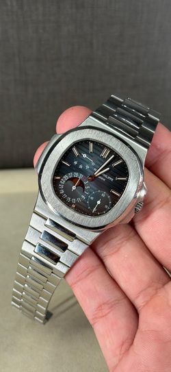 5712/1A Patek Philippe Nautilus 2013 Complete Full Set (Preowned)  