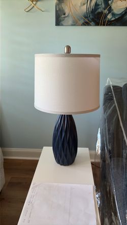 2 navy blue end table lamps