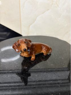 Vintage ceramic dachshund figurine