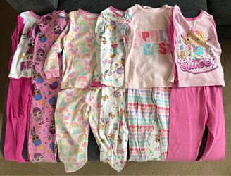 Girls Size 5 Pajama Sets (all 6)