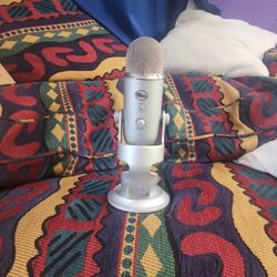 Blue Yeti Microphone 