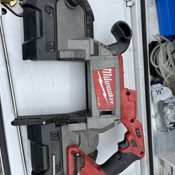 Milwaukee M18 Bandsaw