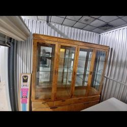 breakfront cabinet modern (delivery available)