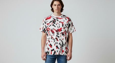 NEW Guess T-Shirt Men’s size Medium Black Red Graffiti print NWT