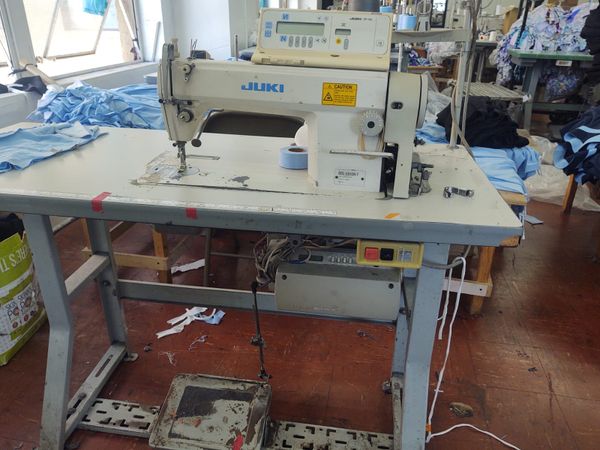 Sewing machine for Sale in Los Angeles, CA - OfferUp