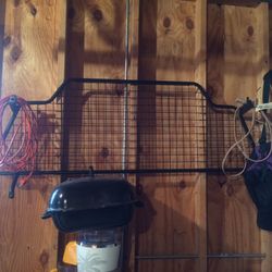 Jeep Liberty metal dog seperator