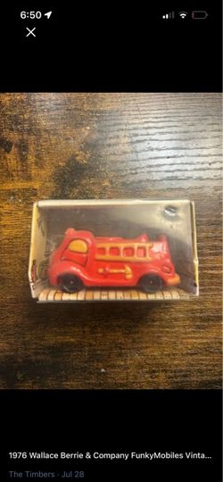 1976 Wallace Berrie FunkyMobiles Vintage Fire Truck