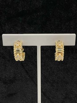  18k Gold Van Cleef & Arperls Mini Hoop Earrings