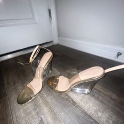 Clear And Gold Wedges 
