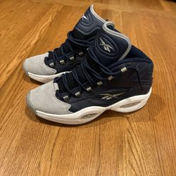 Reebok Question Mid Georgetown Allen Iverson Navy Grey FX0987 Mens Size 11