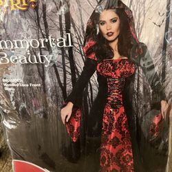 Vampire Costume S