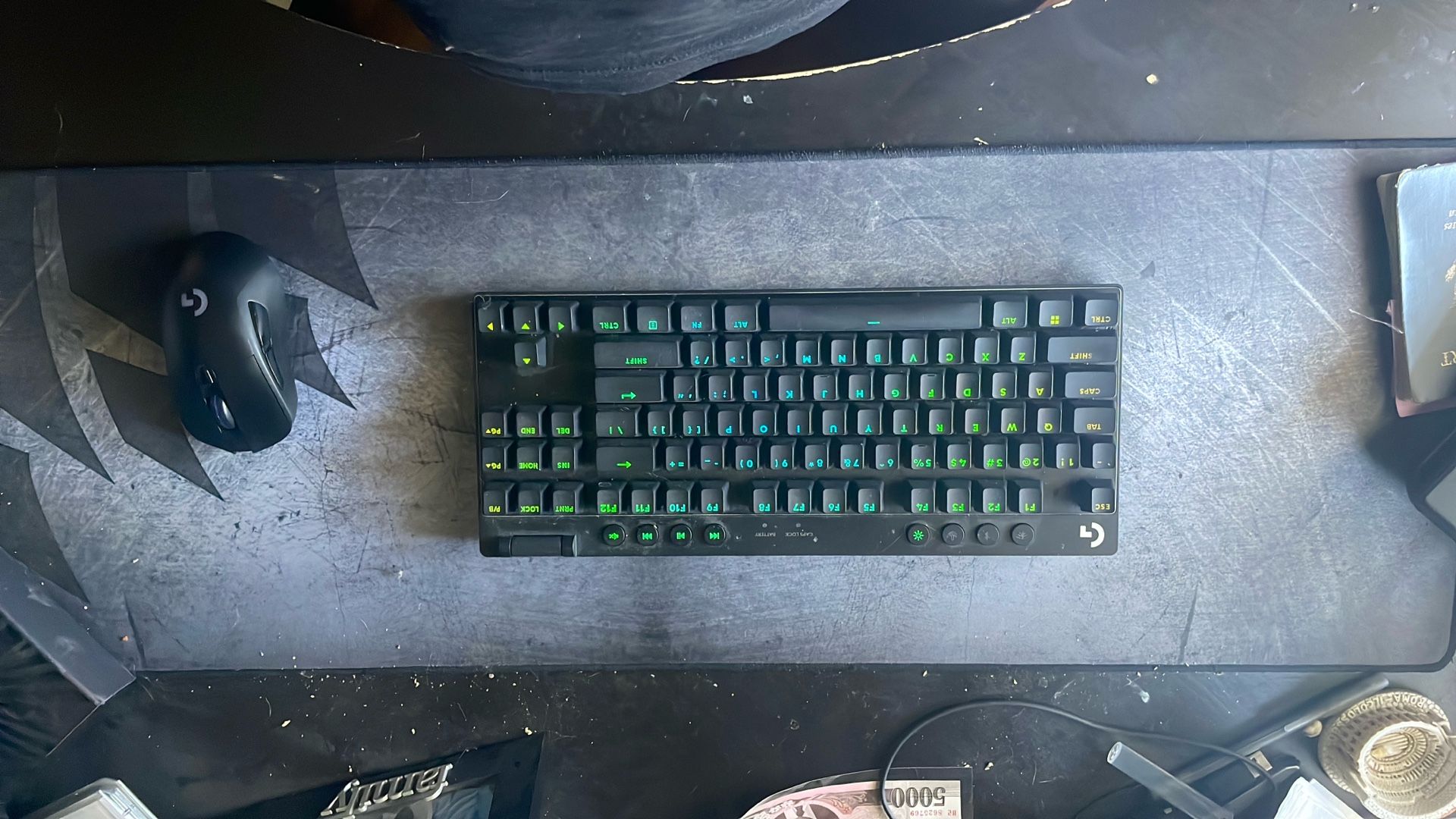Logitech Pro XTRK Wireless Keyboard 