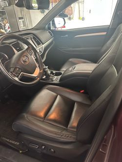 2019 Toyota Highlander, 2019, 74500 miles, All Weather Mata, Remote Start