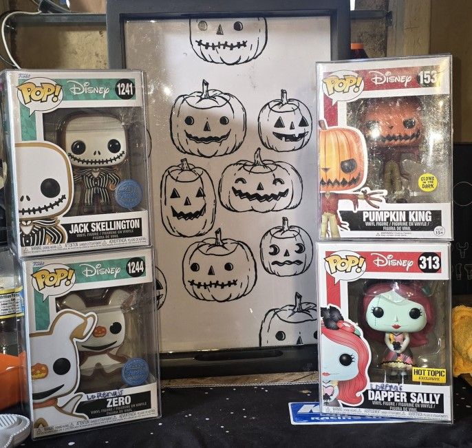Nightmare Before Christmas Funko Pop And Wooden Pumpkin Tray