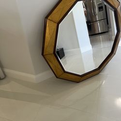 Lexington Bedroom Savoy Round Mirror
