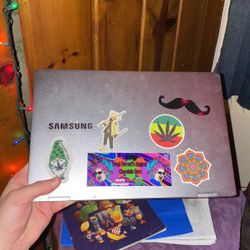 Samsung 4k QLED HDR Touchscreen Laptop 