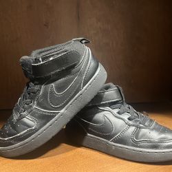 NIKE Shoes Toddler 10C Black Leather Sneakers