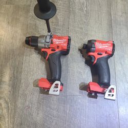 Milwaukee
M18 FUEL 18V Lithium-Ion Brushless Cordless Hammer Drill and Impact Driver 