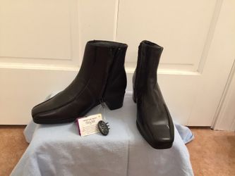 Shoes for crews black boots size 5
