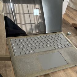 Microsoft Surface Laptop 2