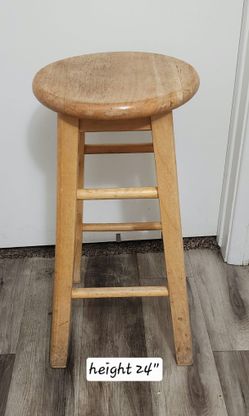 24" Wooden Stool / Counter Bar Stool – $5