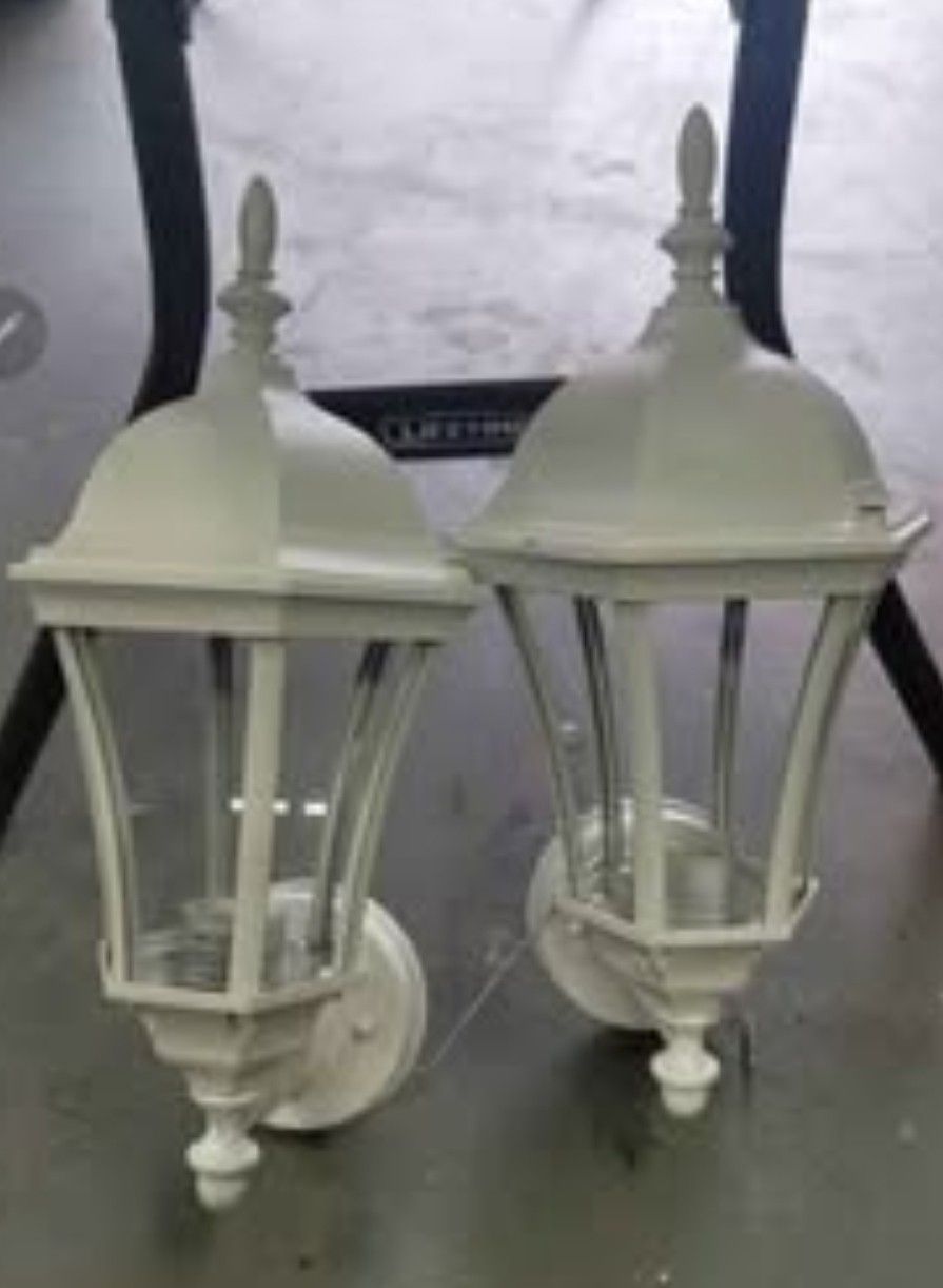Outdoor Wall Lights