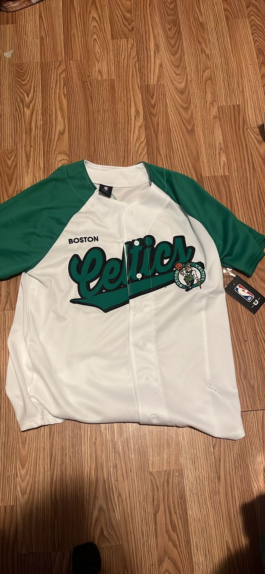 Men's Medium MD UNK Boston Celtics Baseball Style Jersey Green White Elite M