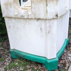 250 Gallon Trailer Tank