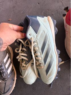 Softball cleats unisex