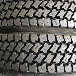 Recap Tires 11R24.5