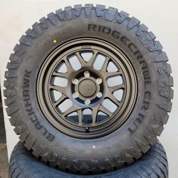 17" KMC rims w/ 32" Ridgecrawler Tires 