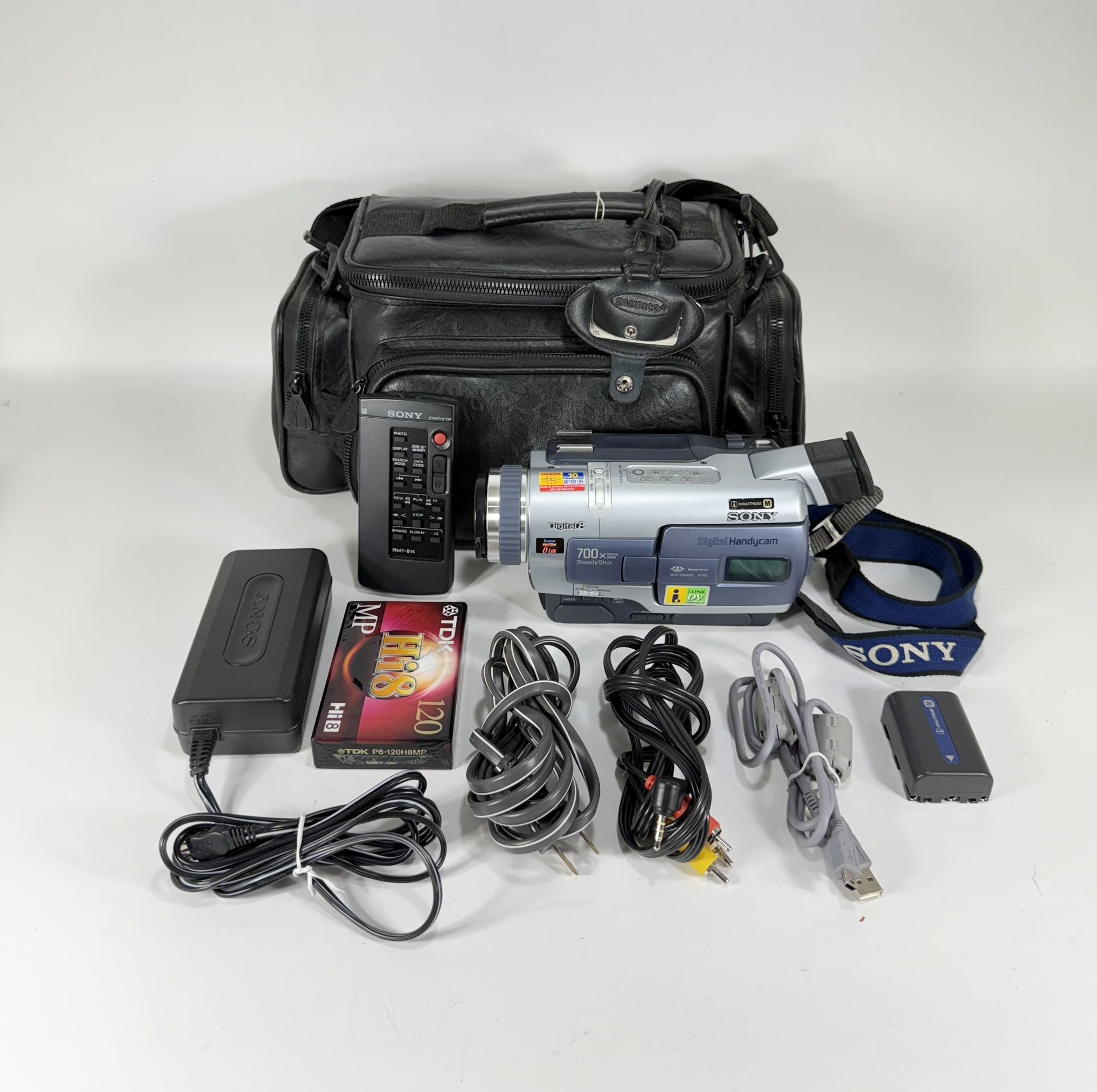 Sony Handycam DCR-TRV330 Digital8 Hi8 8mm Video Camcorder with Remote & Charger