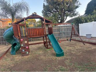 Kids playground $600