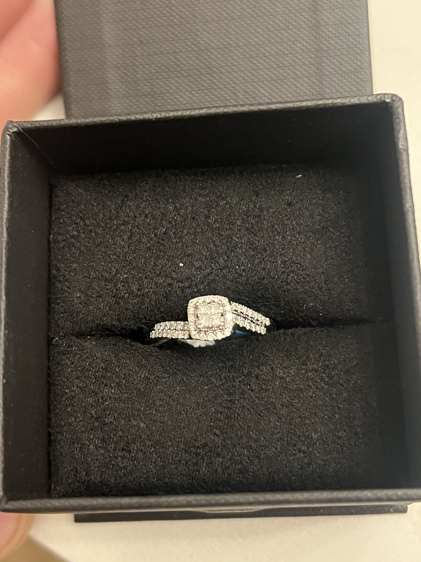 Engagement Ring 10k
