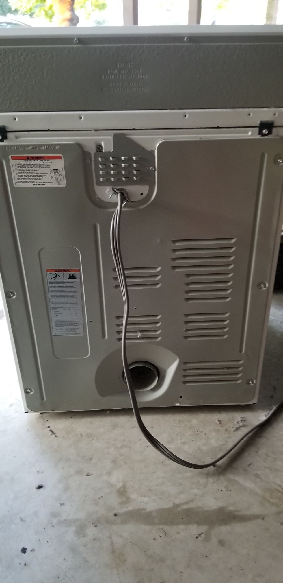 Whirlpool Heavy duty extra capacity & energy efficient electric dryer