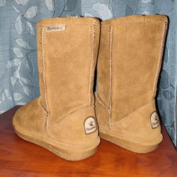 Light Brown Bearpaws;Wore Only About 5 Times,I Love Them  But Too Tight Now; Size 6