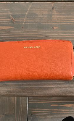 Michael Kors Leather Continental Wristlet