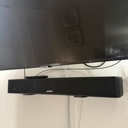Bose Solo Soundbar II – Like New