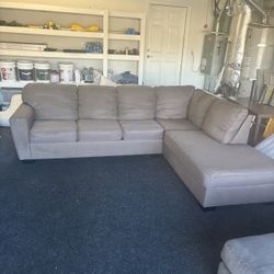 FREE DELIVERY😁🙏🛻 L Sectional Couch