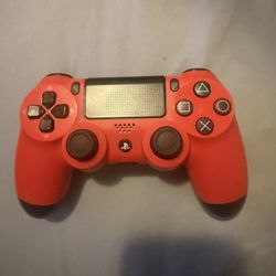 PlayStation 4 DualShock Controller (Red)