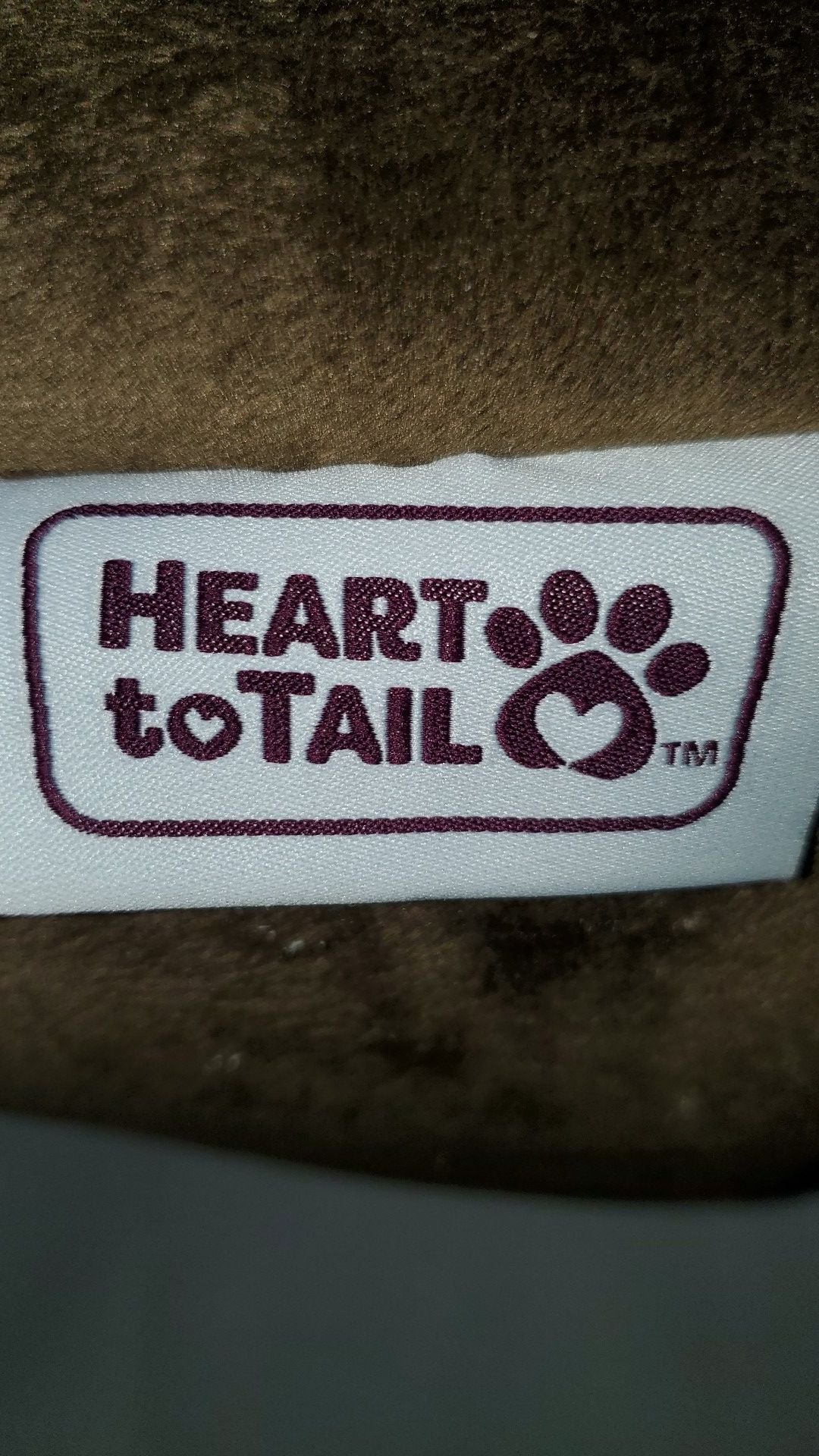 *HEART TO TAIL DOGGY BED*