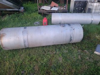 Big rig Diesel tanks